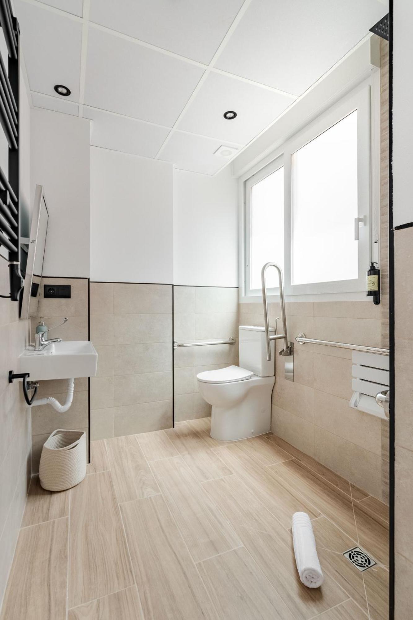 Arturo Soria By Charming Aparthotel